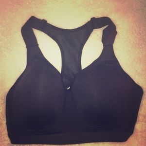 Victoria Sport VSX 32DD adjustable sports bra